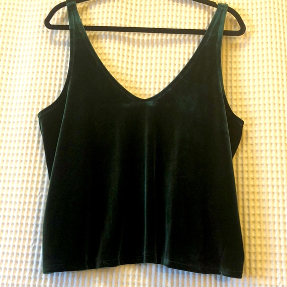 Madewell Tops - NWT Madewell Emerald Green Velvet Tank Top
